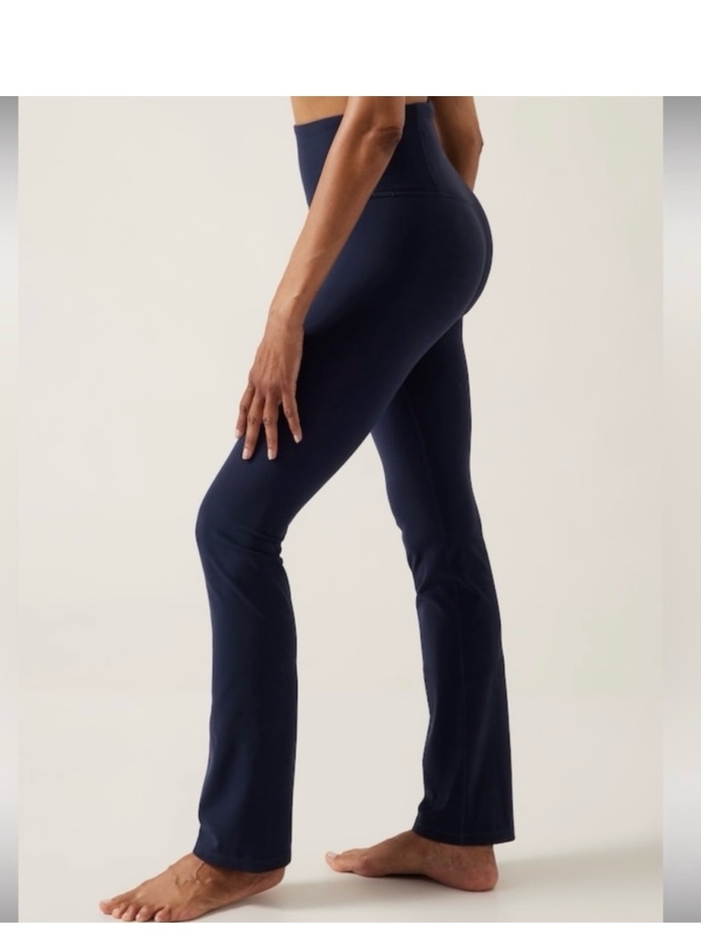 Athleta Elation Navy Straight Leg Legging Sz Medium